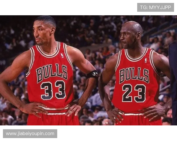 肯尼感恩父亲与哥哥助力夺冠巴克利建议赠送大梦冠军戒指